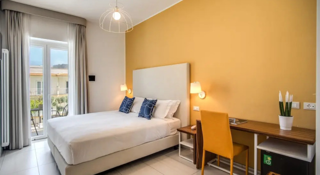 Двухместный номер Standard с балконом и с красивым видом из окна Hotel Florida