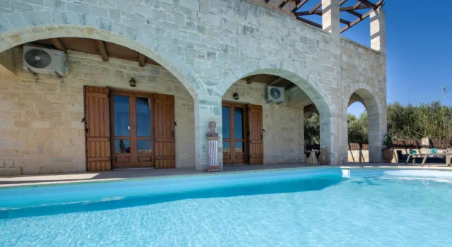 World Villa, Book Villa Tavronitis West Crete