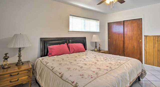 El Paso Home < 1 Mi to Lone Star Golf Club!, Rezerwuj Hotel Hotele w El Paso z parkingiem, Parking