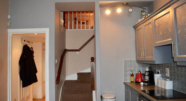 2 Bedroom Apartment 10mins From Central Manchester