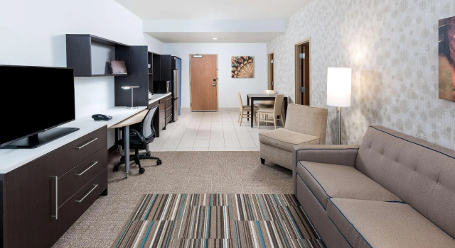 Двухместный люкс Home2 Suites By Hilton Ft. Lauderdale Airport-Cruise Port
