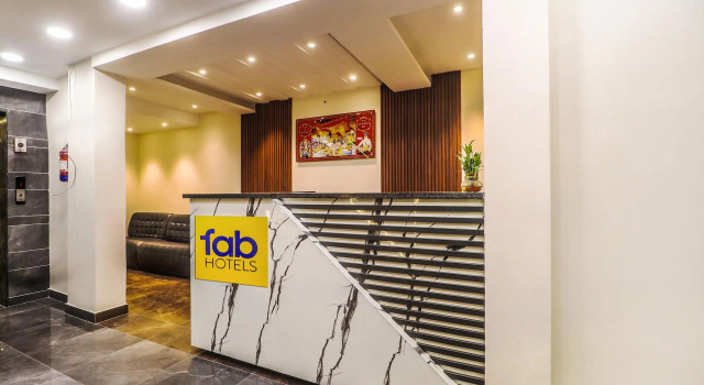 FabHotel Alpine Inn