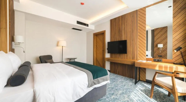 Люкс Deluxe Bristol Hotel Podgorica