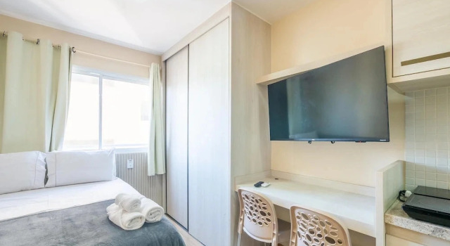 Апартаменты с балконом Condo. w/ Pool and Gym 70 m From the Beach - SMA