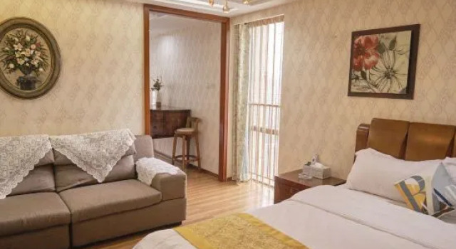 Люкс Guangzhou Uhome Service Apartment