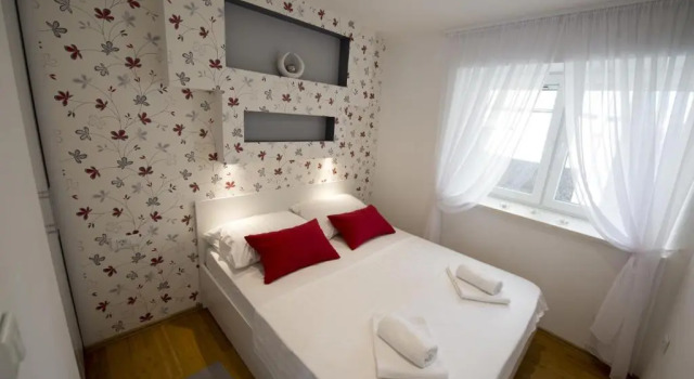 Apartments Annya, Prenota Appartamento Splitska 