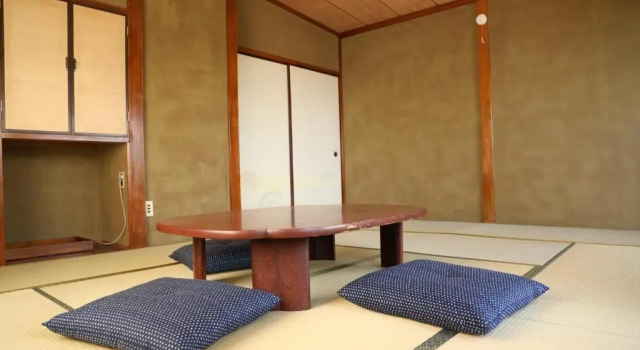 Guesthouse Nishihara, Забронировать Отель Недорогие отели Атами, рядом с Горячие источники Атами, недорого