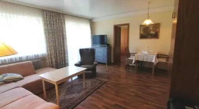 Haus Mirabell, Забронировать Отель Отели Нижнебаварского курортного треугольника с парковкой, Парковка