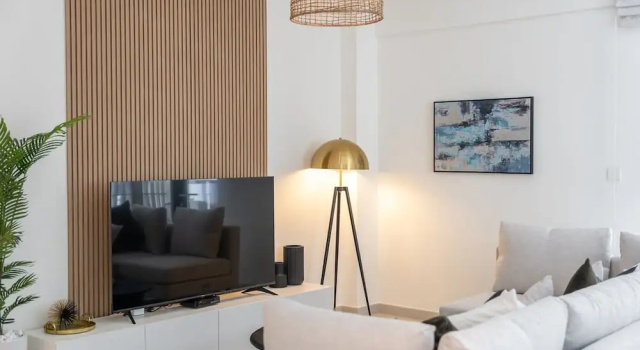 Elegant 4-bedroom Apartment Perfect for Families in Dubai Creek Harbour