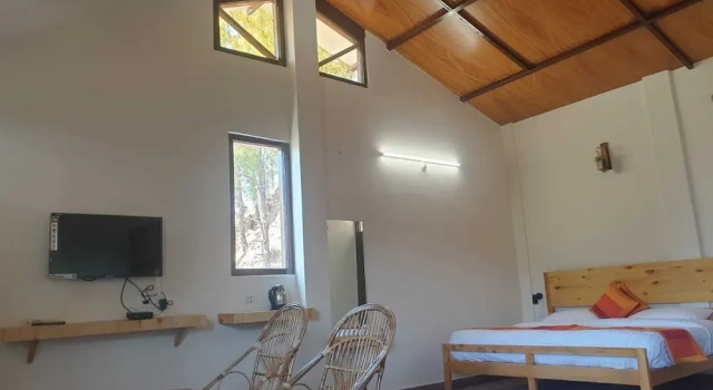 Wood Castle Luxury Home Stay, Book Hotel Billige hoteller i Ranikhet