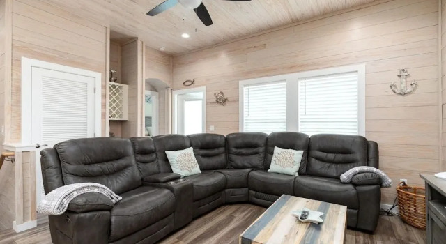 An Exclusive Waterfront Property
