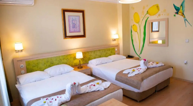 Standardowy dwuosobowy pokój Hotel Simsek