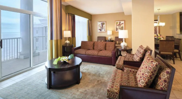 Люкс Club Wyndham SeaWatch Resort