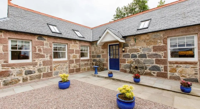 Proctor's Cottage, Buchen Sie Ferienhaus Hotels in Schottland mit Parkplatz, Parkplätze