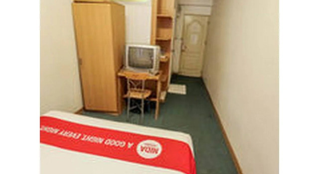 Nida Rooms Ruby Yen Arkard