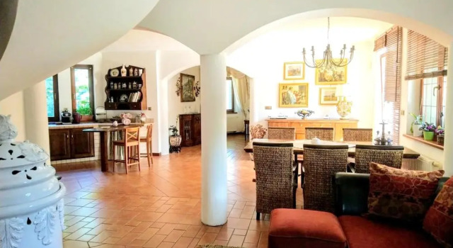House With 3 Bedrooms in Šamorín, With Furnished Terrace and Wifi, Rezervovat Hotel Hotely v Trnavský kraj s parkováním, Parkování