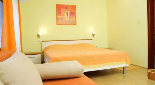 Guesthouse Villa Elizabet, Rezervovat Vila Hotely v Vojvodina s parkováním, Parkování