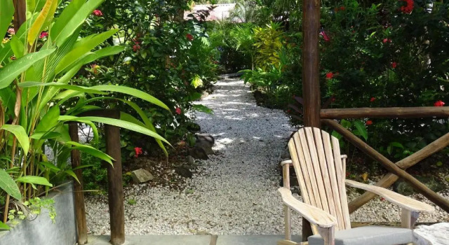 Апартаменты Indigo Yoga Surf Resort