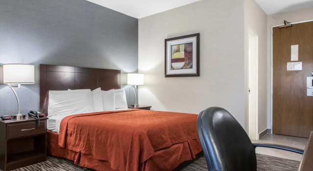Двухместный номер Standard Quality Inn & Suites Danbury near University