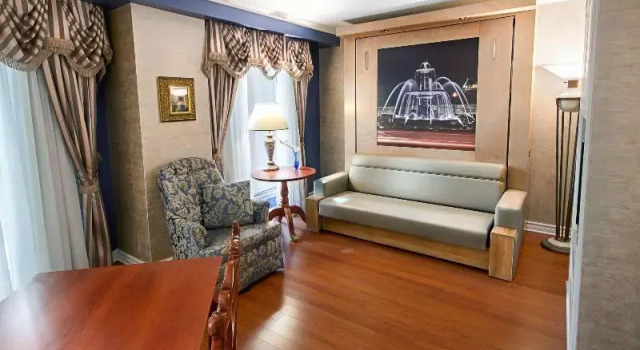 Люкс с балконом и с видом на сад Hôtel Palace Royal Centre-Ville Québec par JARO