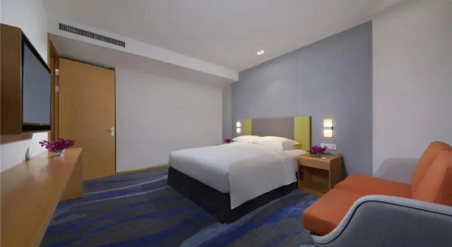Номер Superior Holiday Inn Express Zhengzhou Zhengdong by IHG