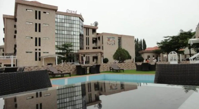 Grand Ibro Hotel, Book Hotel SPA-hoteller i AbujaMun, SPA