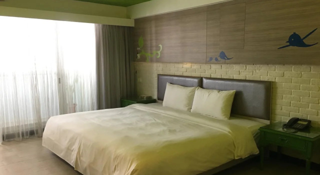 R8 Eco Hotel, Забронировать Отель Lingya District Гаосюн