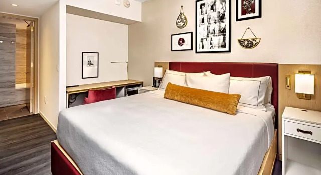 Двухместный люкс Accessible c 1 комнатой Hilton Club The Central at 5th New York