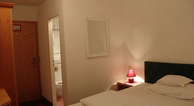 Schindler Hotel