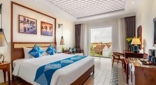 Номер Deluxe Amina Lantana Hoi An Hotel & Spa
