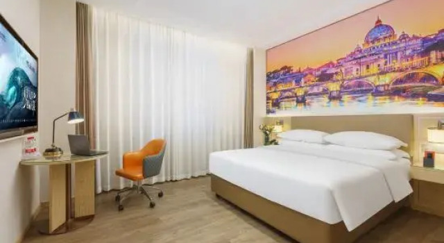 Люкс Business Vienna Hotel (Songwon Youth Street Shop).