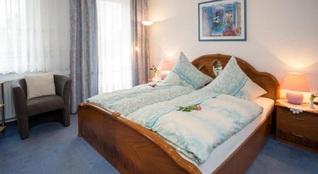 Hotel Restaurant Rehberg, Забронировать Отель Отели Санкт-Андреасберг 3 звезды, рядом с Schlepplift I, 3*