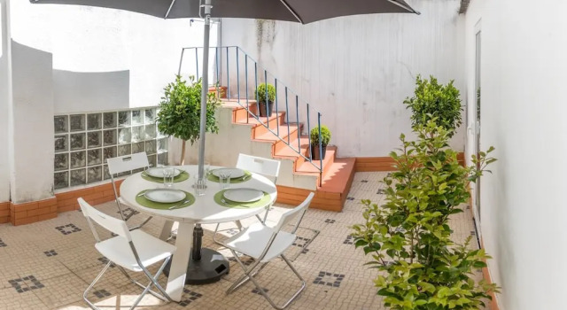 Апартаменты с 2 комнатами с балконом Inn Fashion Residence