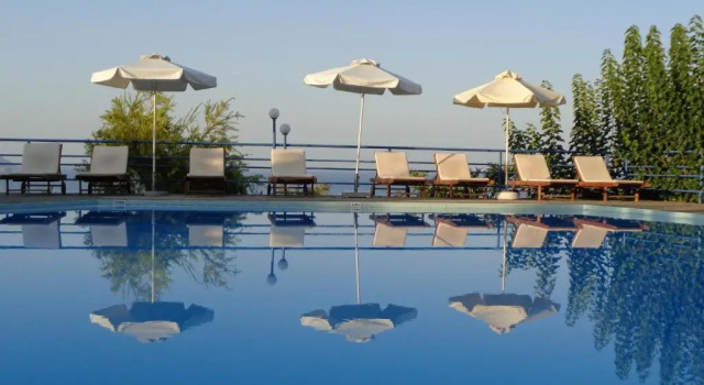 Апартаменты Artemis Apartments