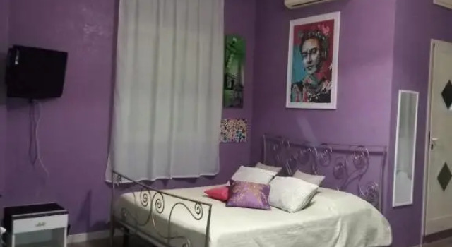 Frida B&B, Book Bed and Breakfast Hoteller i Massafra med parkering, Parkering