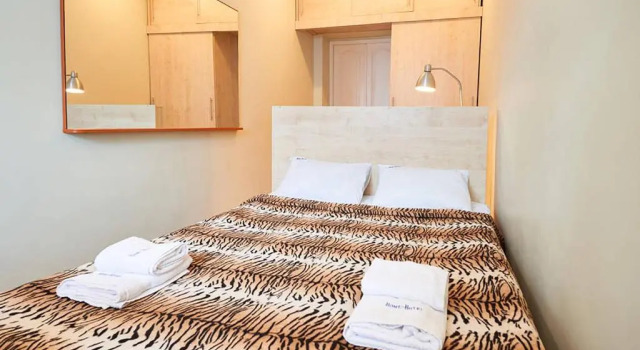 Home Hotel Apartments in Pecherskiy Area, Забронировать Апартаменты/квартира Апартаменты Печерского, Апартаменты/квартира