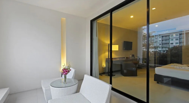 Трёхместный номер Deluxe с балконом The Serenity Hua Hin