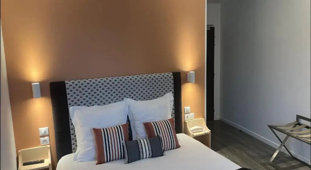 Номер Comfort Hôtel Chilhar