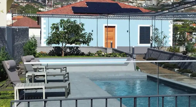 Коттедж Luxury Retreat in Camara de Lobos