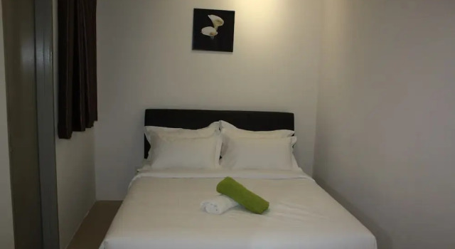 Двухместная семейная студия с балконом Cameron Strawberry Residence
