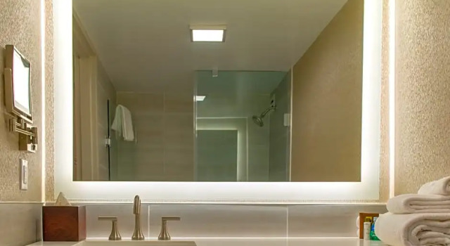 Номер Premium Crowne Plaza Executive Center Baton Rouge by IHG