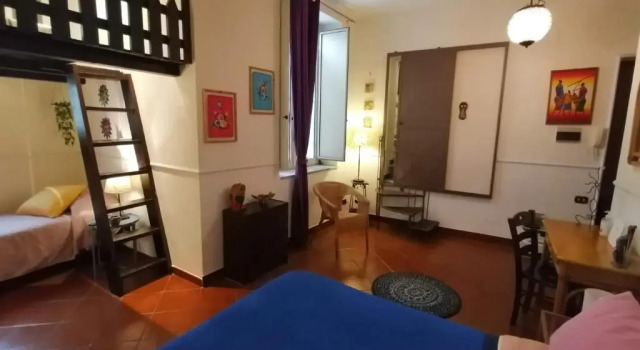 Rooftop Attic, Забронировать Отель Отели Неаполя 3 звезды, рядом с Кафедральный собор Неаполя, 3*