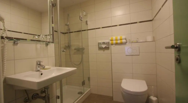 Номер Comfort Eifel Hotel Schneider am Maar