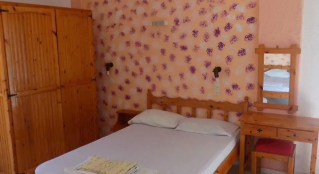Mary Popi, Prenota Affittacamere Hotel economici a Calino