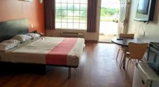 Двухместный номер Standard Motel 6-Waxahachie, TX