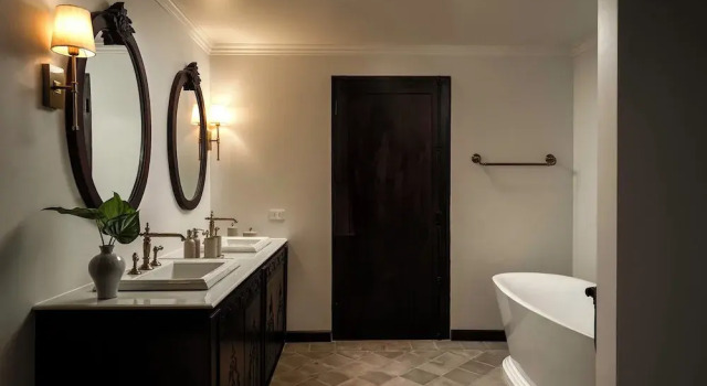 Двухместный номер Deluxe с балконом Hotel Kiridara Luang Prabang