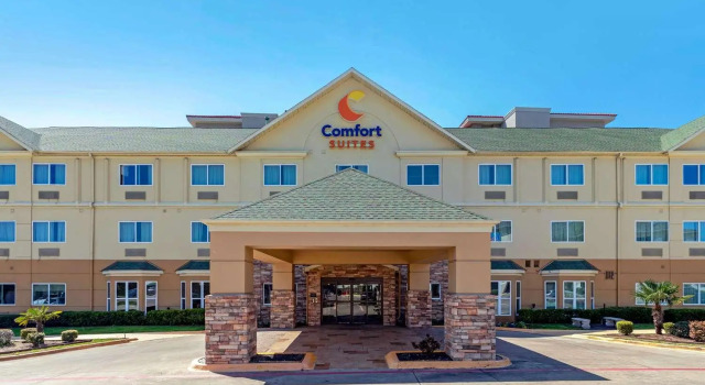 Номер Standard Comfort Suites North Dallas