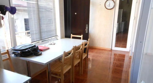 HoneyHostel