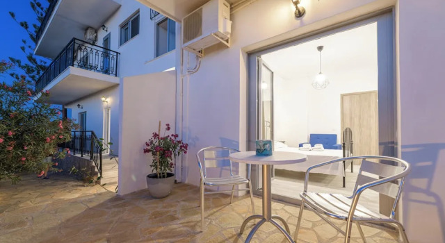 Номер Standard Denise Studios and Apartments