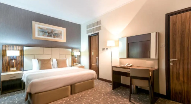 Двухместный люкс c 1 комнатой с видом на город Hawthorn Suites by Wyndham Abu Dhabi City Center